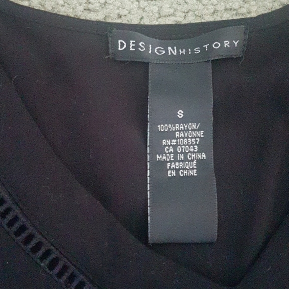 Black cold shoulder top - Picture 10 of 10